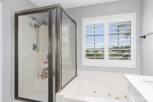 Building Photo - 19 Radiance Ln