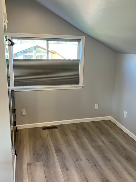 Building Photo - 4120 Stuart Cir