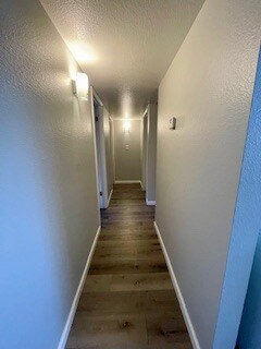 Building Photo - 6610 S Lakeshore Dr