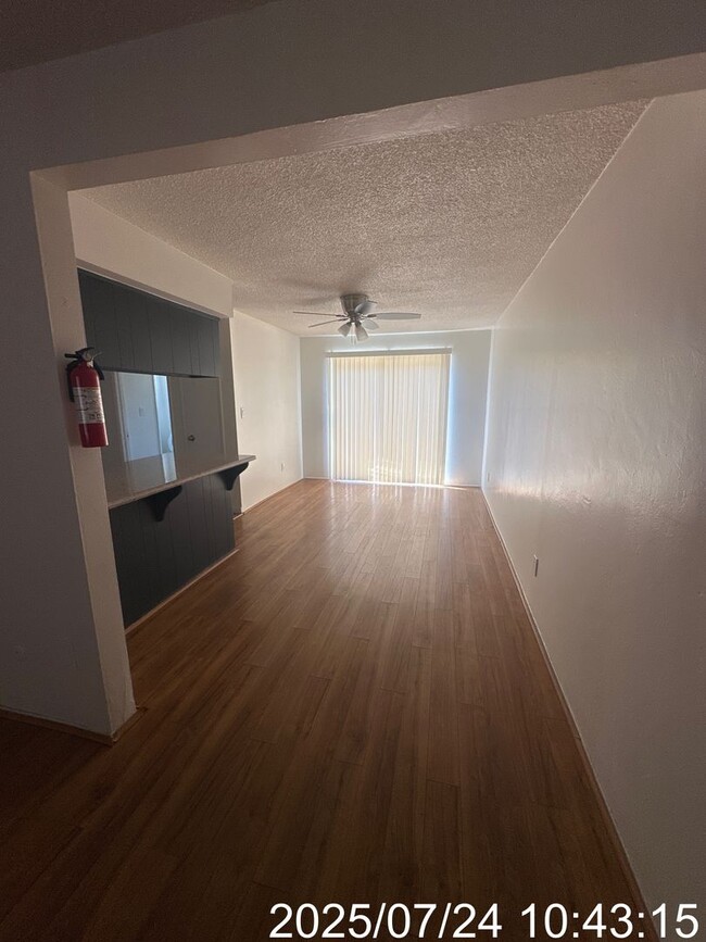 Building Photo - 5101 Hunter Ave