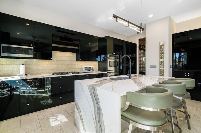 Building Photo - 81347 Camino Sevilla