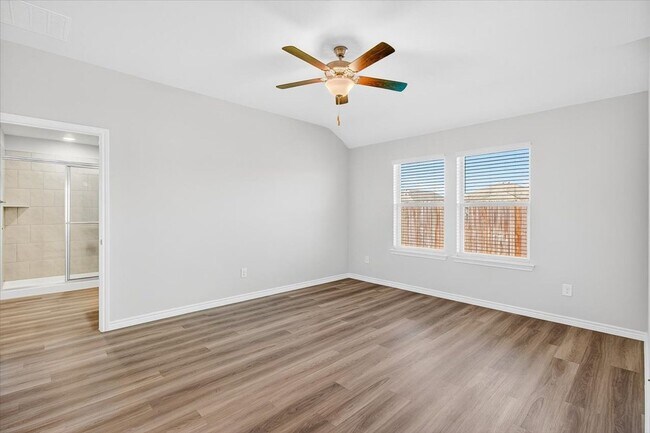 Building Photo - 1626 Comfy Wy