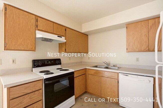 Building Photo - 1818 W Crouse-1