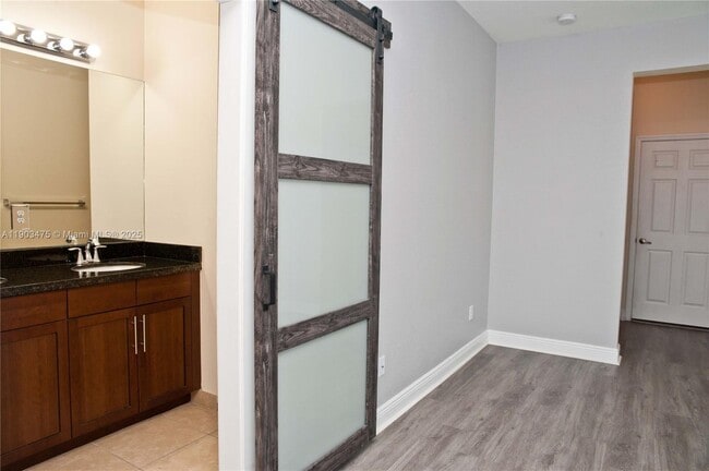 Building Photo - 14620 SW 15th St