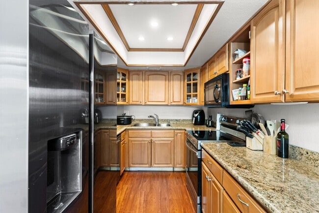 Building Photo - Single Story 3 Bedroom Home with 2 Patios and Community Amenities In Henderson