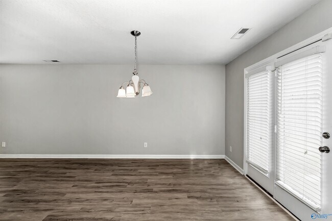 Building Photo - 325 Kenneth Blvd NW