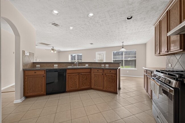 Building Photo - 24722 Garnet Shadow Ln