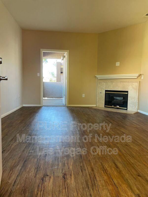 Building Photo - 5250 S Rainbow Blvd