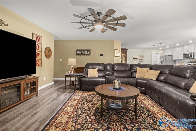 Building Photo - 111 Waltrip Dr