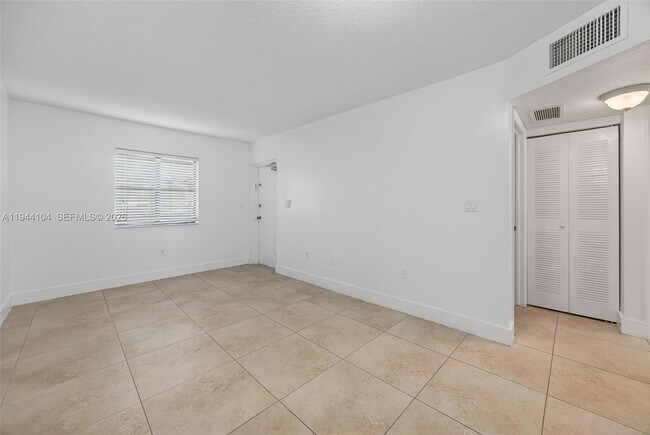 Building Photo - 22901 SW 88th Pl