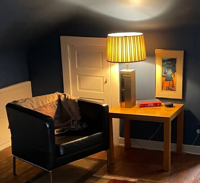 Building Photo - 3721 Broadway