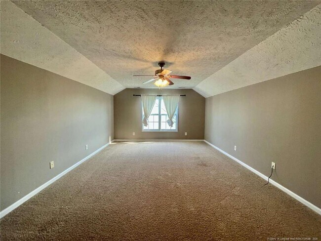 Building Photo - 193 Lochwood Dr
