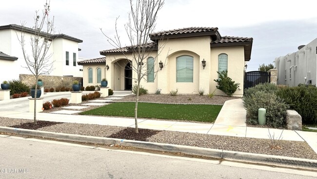 Building Photo - 12408 Fresh Water Dr