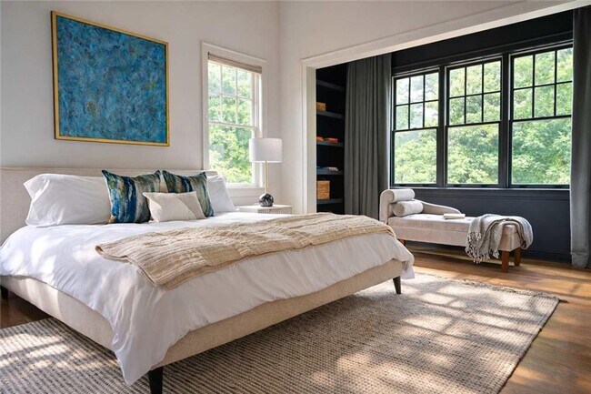 Building Photo - 801 Adair Ave NE