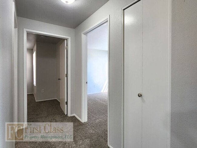 Building Photo - 1285 NW 183rd Ave