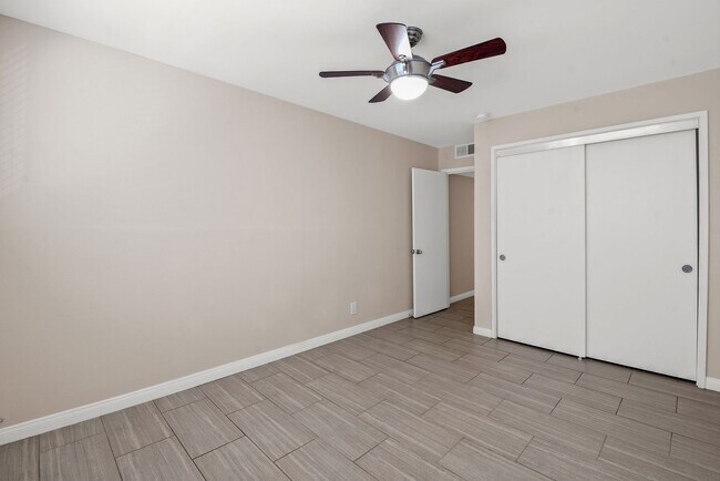 Building Photo - Cabrillo Ave