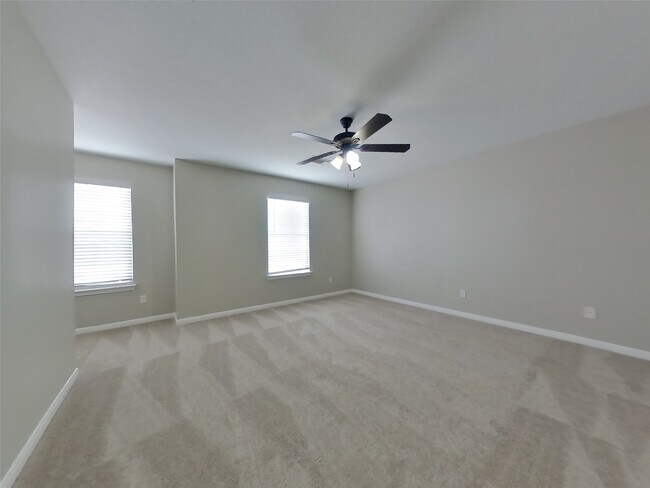 Building Photo - 5003 Hauna Ln