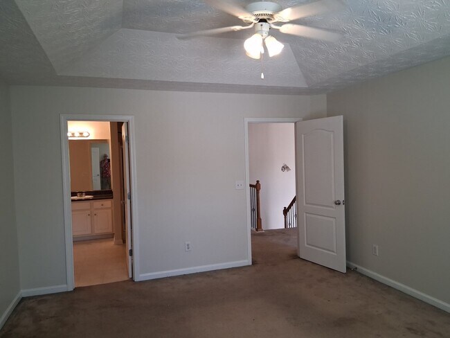 Building Photo - 7068 Littlebrook Way