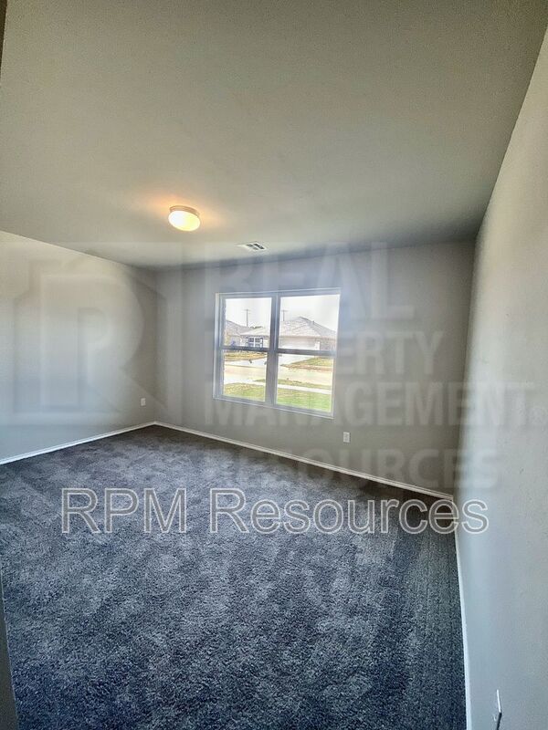 Building Photo - 1812 Hayes Ln