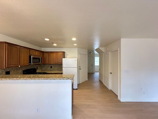 Building Photo - CORTE MADERA