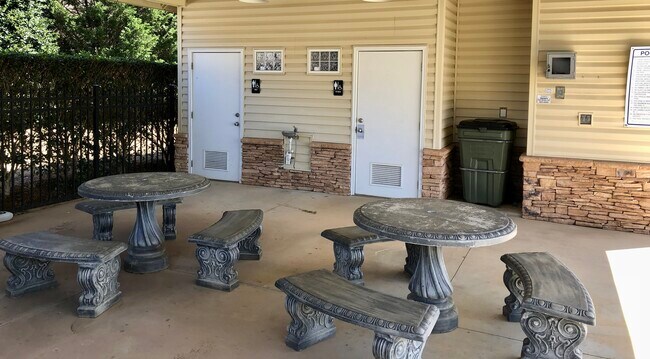 Building Photo - 58 Sikes Cir