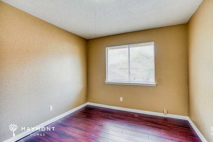 Building Photo - 326 Dunford Ct