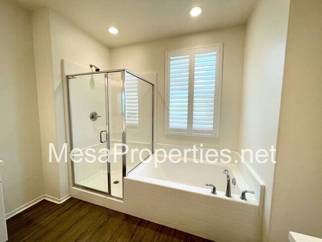 Building Photo - 3230 E Yountville Dr