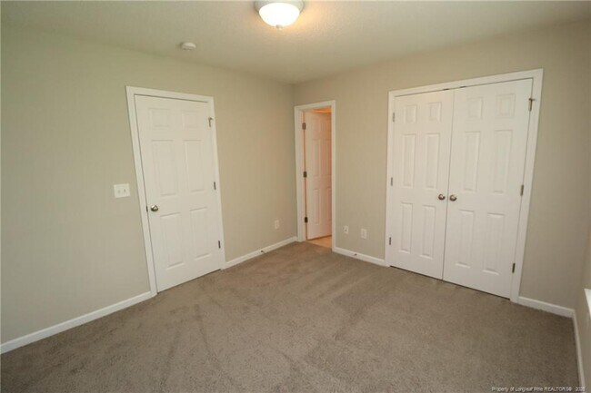 Building Photo - 110 Fanwood Ct
