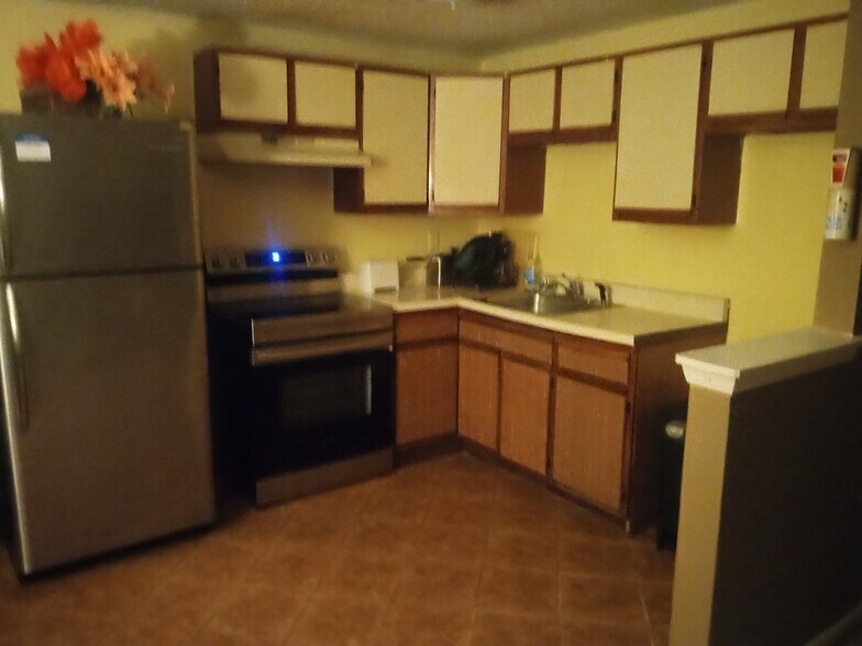 Building Photo - 1254 Pall Mall St