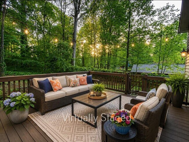 Building Photo - 4453 Old Mabry Pl