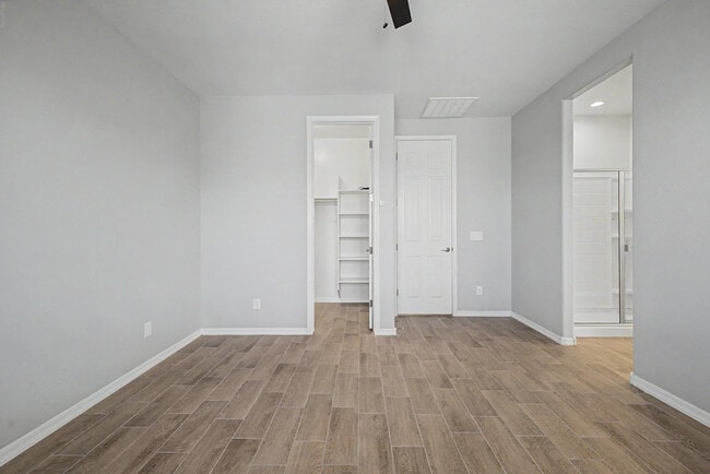 Building Photo - 17534 W Hadley St