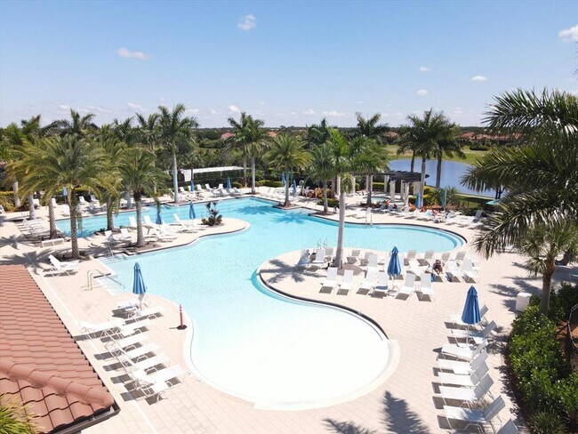 Building Photo - 10424 Crooked Crk Dr