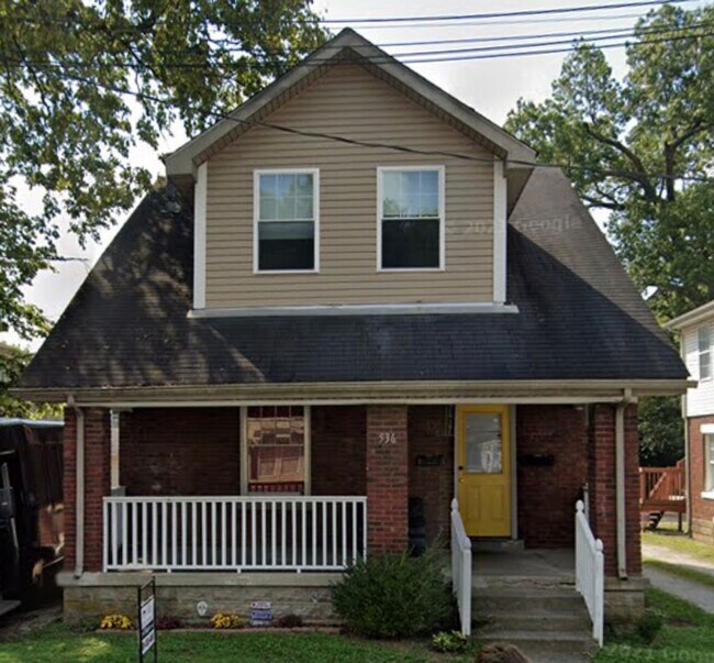 Building Photo - 536A Euclid Ave – Available Fall 2026