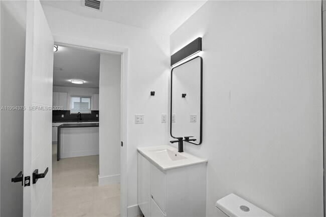 Building Photo - 5821 NW 30th Ave