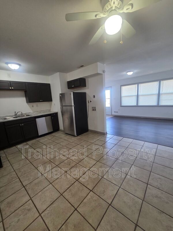 Building Photo - 11127 Blue Ridge Blvd