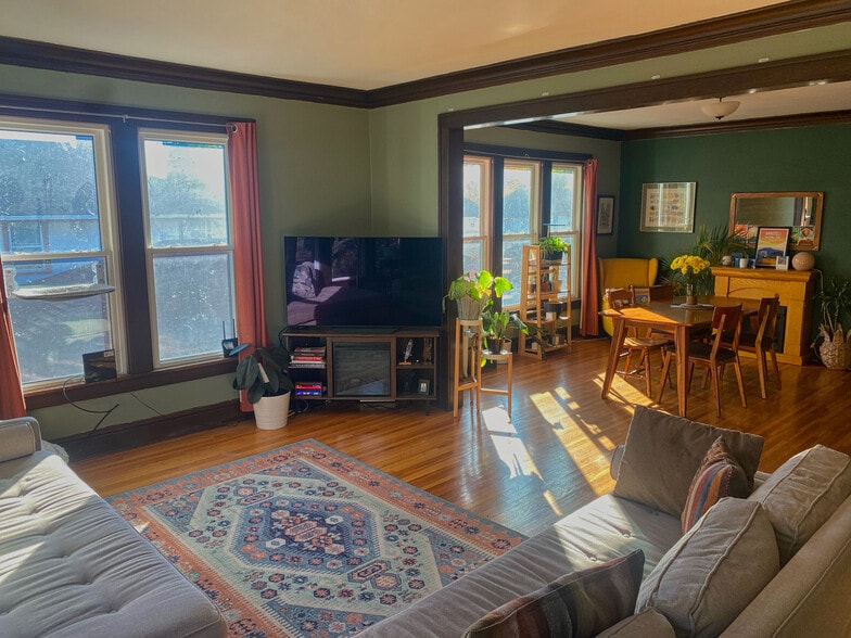 Building Photo - 1952 Pierce St NE