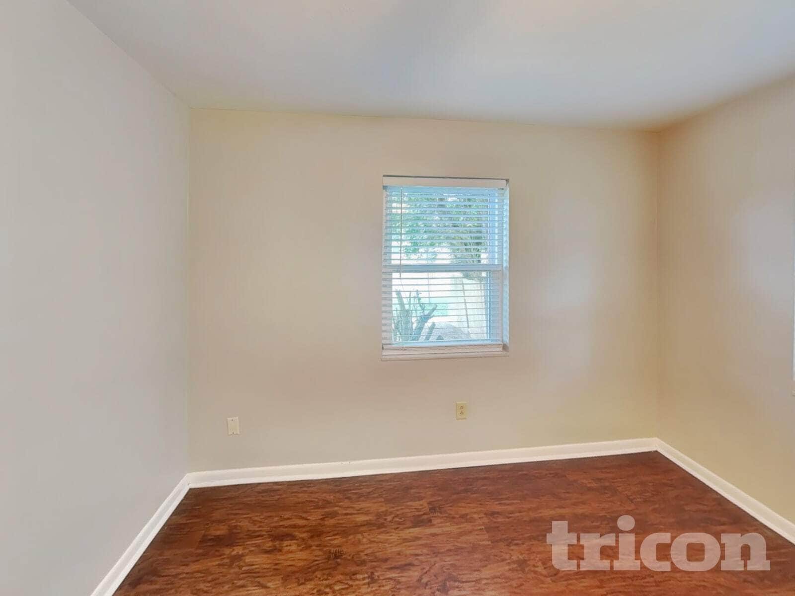 Building Photo - 1481 Falmouth Ave