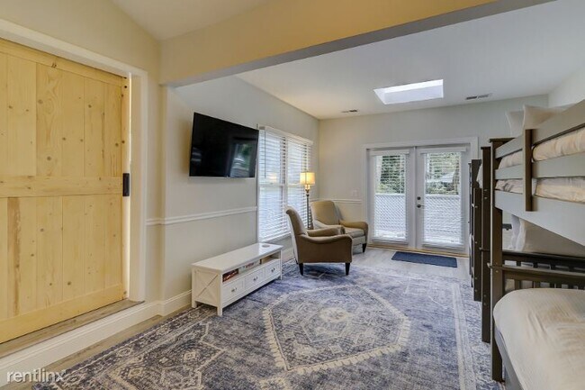 Building Photo - 4 br, 3 bath House - 16 Dewberry Lane