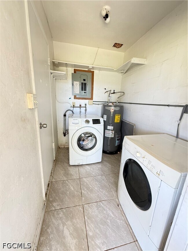 Building Photo - 21155 Meehan Ave