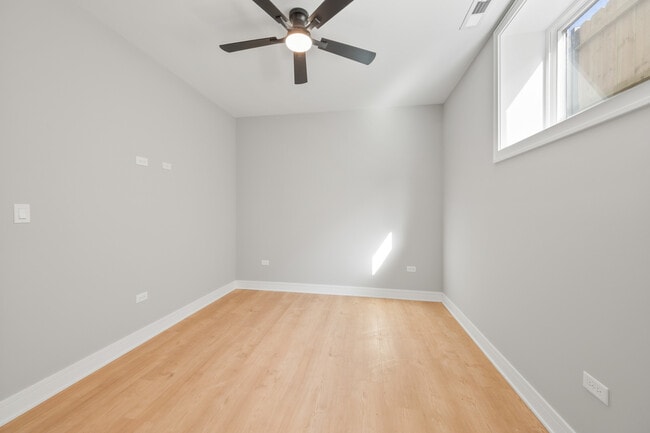 Building Photo - 6639 S Langley Ave