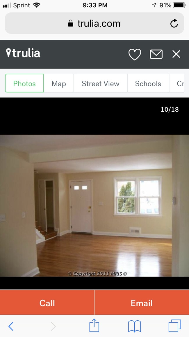 Living room - 912 Evesham Ave