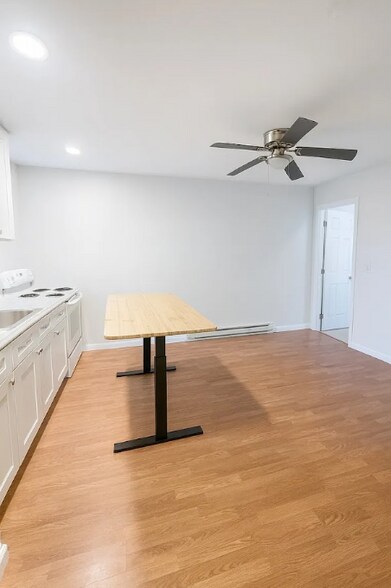 Building Photo - 6614 Torresdale Ave