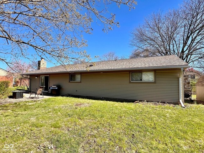 Building Photo - 6827 Azalea Dr