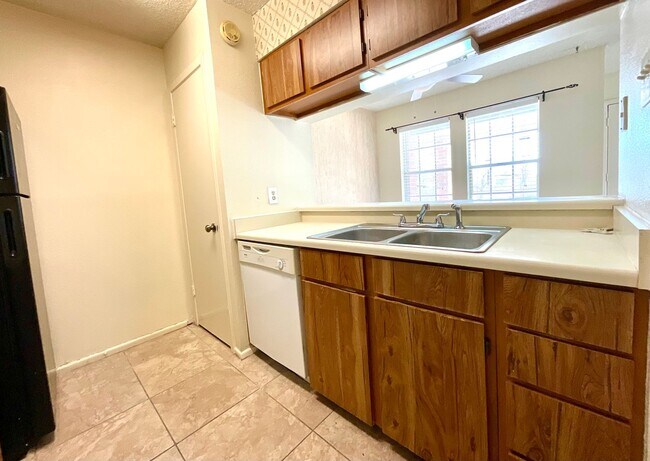 Building Photo - 14343 Judson Rd