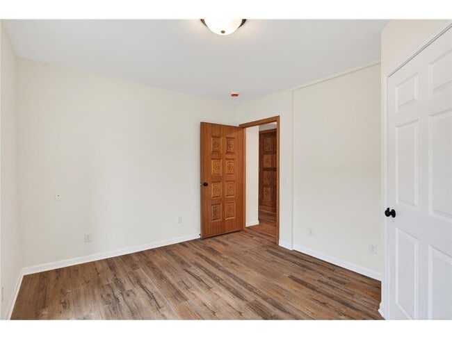 Building Photo - 4437 1st Ave S