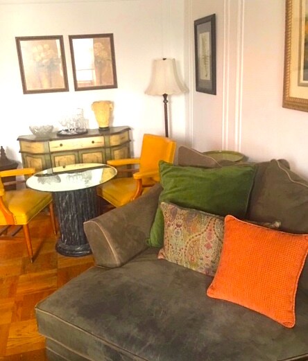 Building Photo - 4761 Broadway