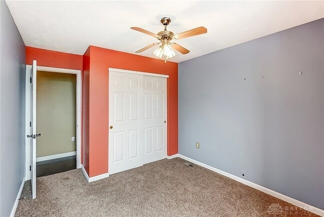 Building Photo - 2327 Polo Park Dr