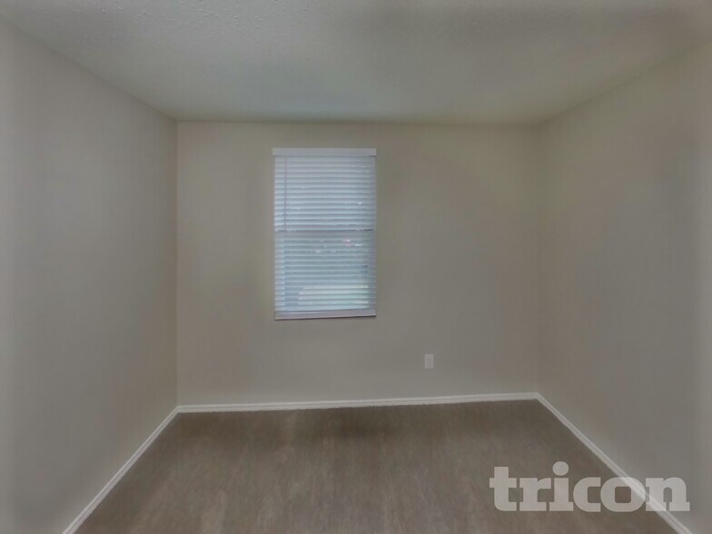 Building Photo - 2669 Bandera Pl