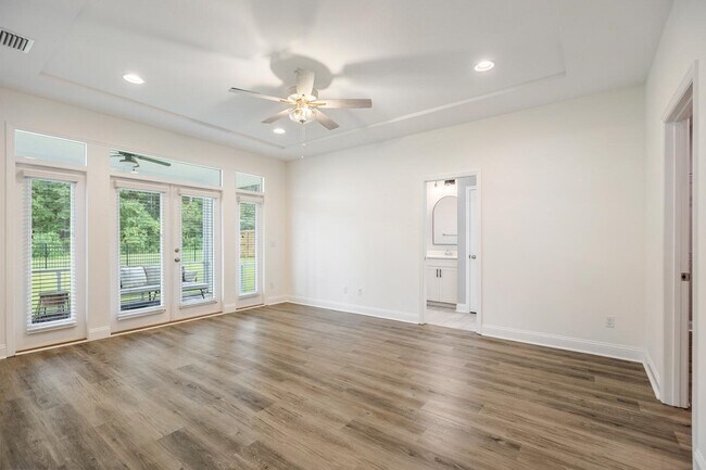 Building Photo - 3809 Ardmore Ln