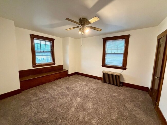 Building Photo - 1011 2nd St